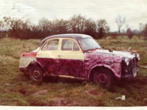 pPicture of multi coloured car