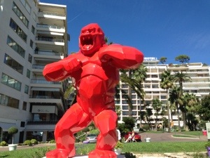 crap modern art in Cannes
