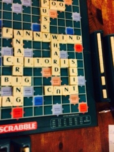 scrabble in pub